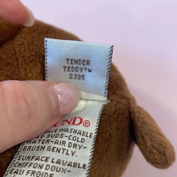 GUND Tender Teddy 2395 Brown Teddy Bear with Red Bow Excellent Used Condition 7” - Picture 8 of 9